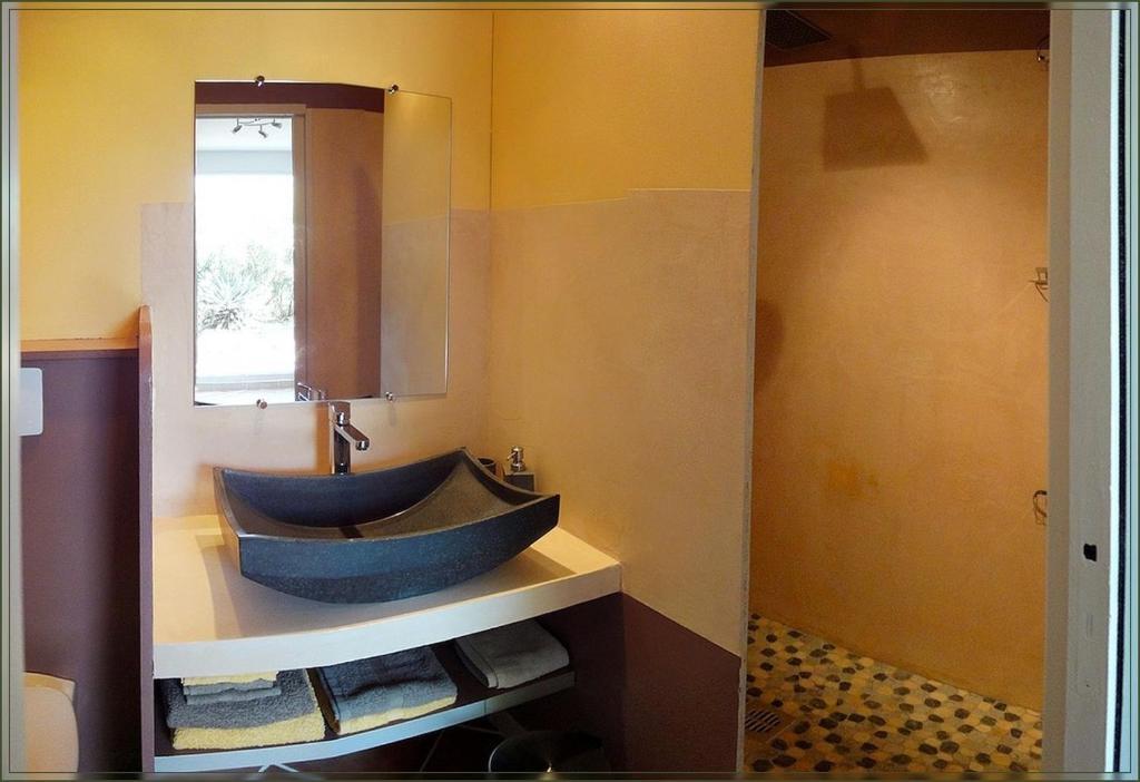 Gite La Gourmandine Saint-Andiol 部屋 写真